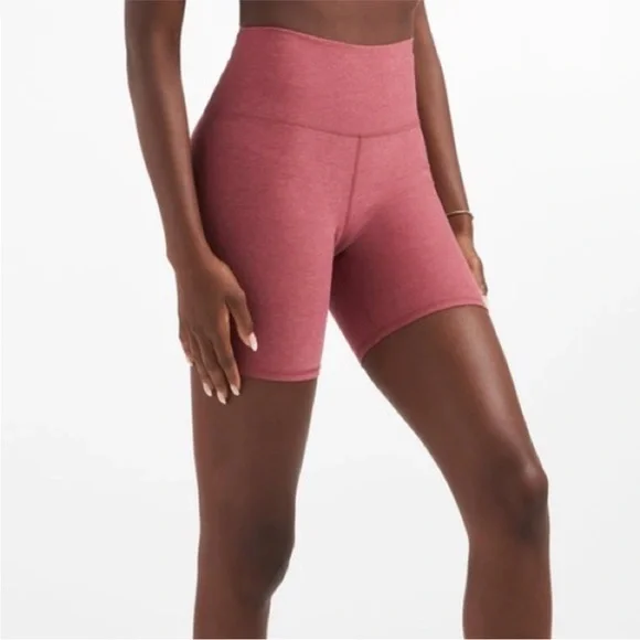 Vuori Womens Shorts Clean Elevation Shorty
Desert Heather Rose - Picture 3 of 7